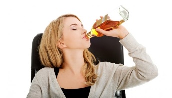 Mittel zur Behandlung des weiblichen Alkoholismus - Kapseln Alkozeron