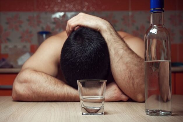 Männlicher Alkoholismus mit fatalen Folgen für den Körper
